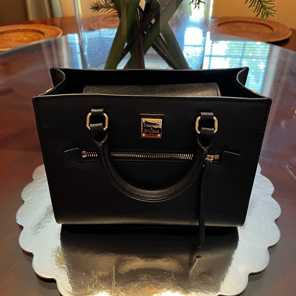 Dooney & Bourke Mini Zip Janine Crossbody